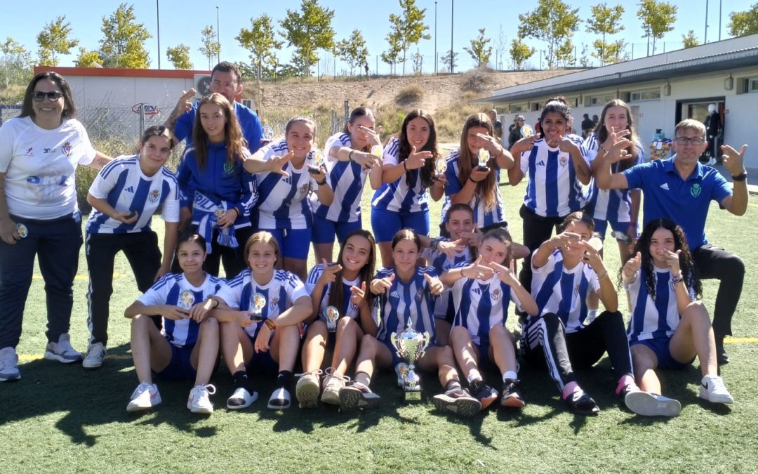 Campeonas del VI Torneo de fútbol Femenino Incliza